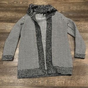 White House Black Market Black and White Chevron Cardigan